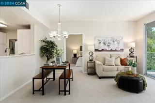 Photo #2: 41067975 Listing