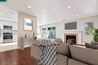 Photo #1: 41068037 Listing