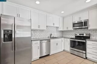 Photo #2: 41068037 Listing