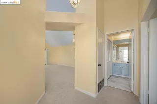 Photo #2: 41068135 Listing