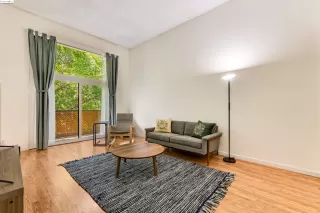 Photo #5: 41068172 Listing