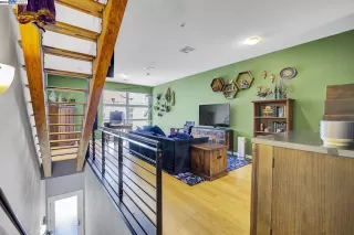 Photo #2: 41068177 Listing