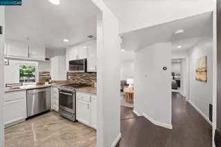 Photo #5: 41068195 Listing