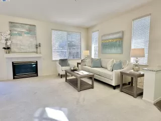 Photo #2: 41068212 Listing 