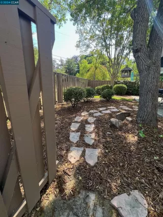 Photo #6: 41068241 Listing 