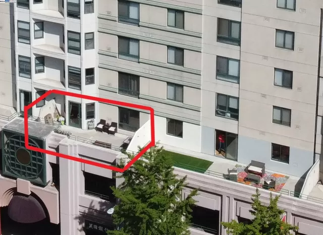 MLS: 41068242 Condo For Sale