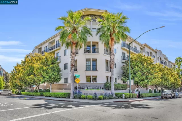 MLS: 41068301 Condo For Sale