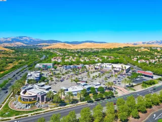 Photo #5: 41068407 Listing 