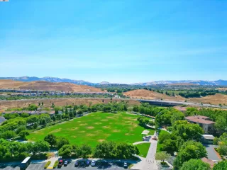 Photo #6: 41068407 Listing 