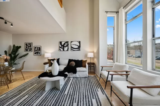 MLS: 41068450 Condo For Sale