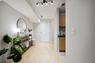 Photo #5: 41068450 Listing