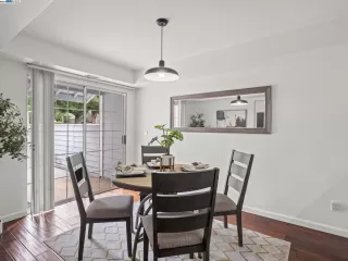 Photo #6: 41068501 Listing