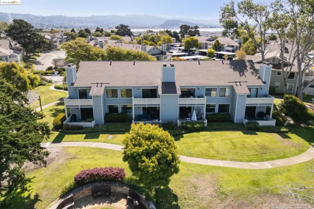 MLS: 41068576 Condo For Sale