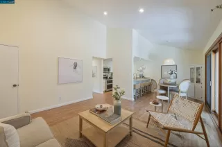 Photo #5: 41068614 Listing