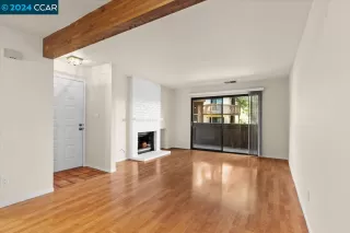 Photo #5: 41068717 Listing 