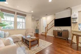 Photo #4: 41068753 Listing