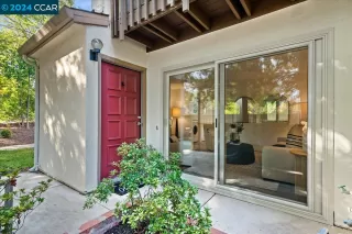 Photo #3: 41068779 Listing