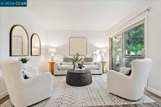 Photo #5: 41068779 Listing