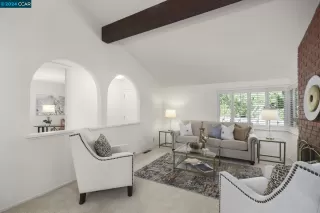 Photo #5: 41068780 Listing