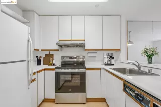 Photo #1: 41068798 Listing