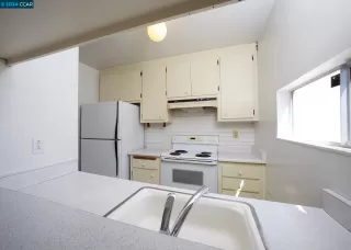 Photo #3: 41068801 Listing