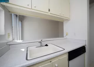 Photo #4: 41068801 Listing