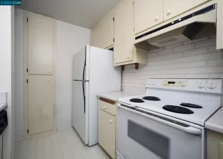 Photo #6: 41068801 Listing