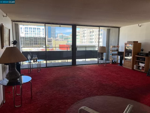 MLS: 41068914 Condo For Sale