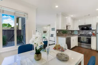 Photo #2: 41068974 Listing