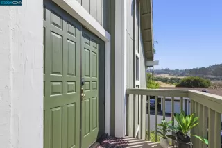 Photo #2: 41069003 Listing