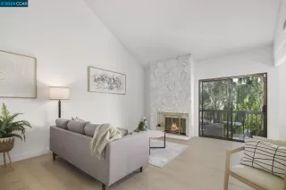 Photo #4: 41069003 Listing