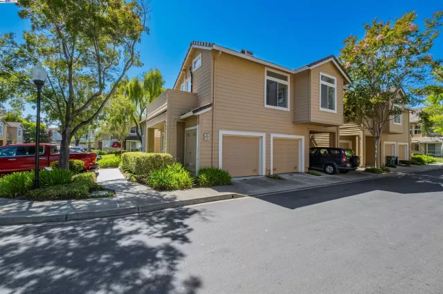 MLS: 41069049 Condo For Sale