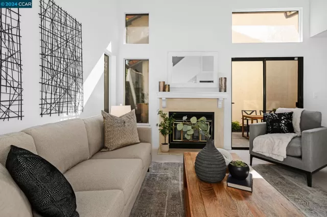 MLS: 41069179 Condo For Sale