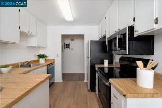 Photo #4: 41069193 Listing