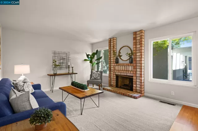 MLS: 41069244 Condo For Sale