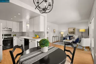 Photo #6: 41069244 Listing