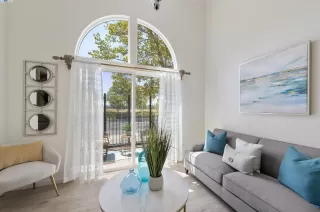 Photo #2: 41069265 Listing