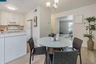 Photo #6: 41069331 Listing