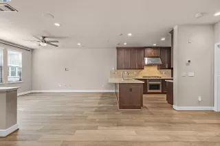 Photo #2: 41069454 Listing