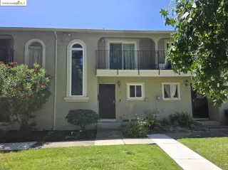 Click for more information on MLS # 41069456 : 14 MEADOWBROOK AVE More Details about MLS # 41069456 : 14 MEADOWBROOK AVE