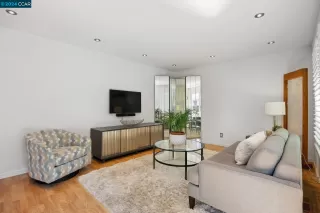 Photo #2: 41069554 Listing 