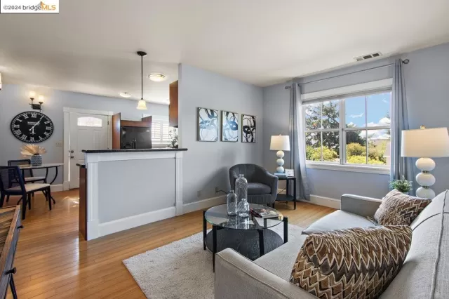 MLS: 41069561 Condo For Sale