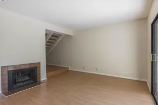 Photo #3: 41069718 Listing