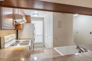 Photo #6: 41069718 Listing