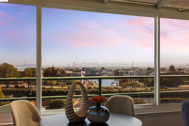 MLS: 41069784 Condo For Sale