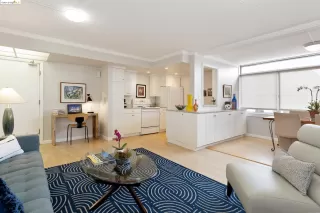 More Details about MLS # 41069866 : 2550 DANA ST # 3F