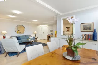 Photo #6: 41069866 Listing