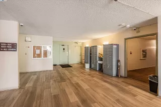 Photo #2: 41069876 Listing