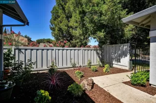 Photo #2: 41069884 Listing