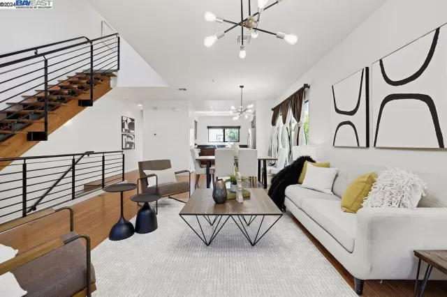 MLS: 41069964 Condo For Sale